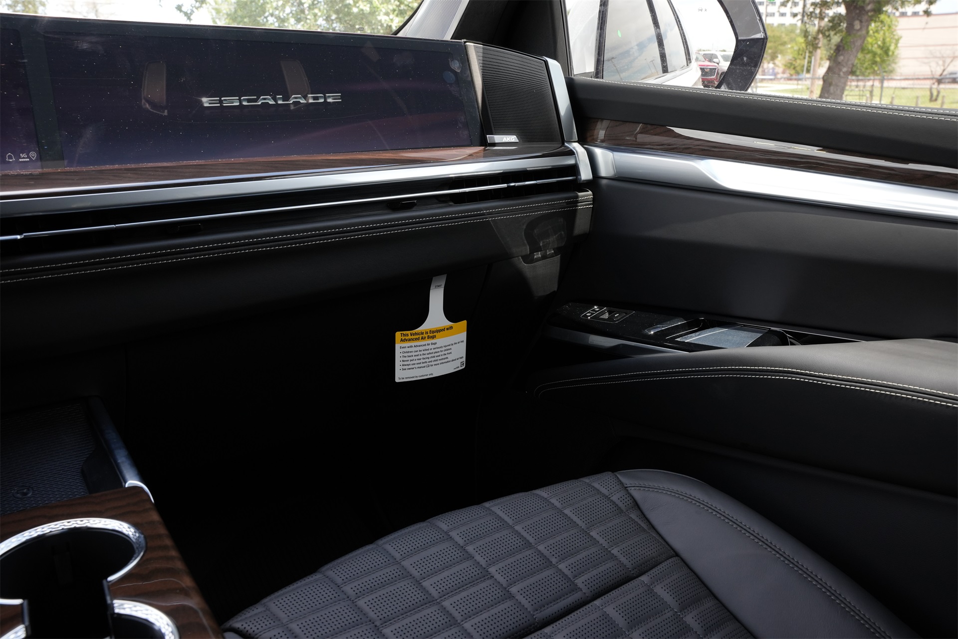 2025 Cadillac Escalade Premium Luxury Platinum White at Tom Peacock Cadillac