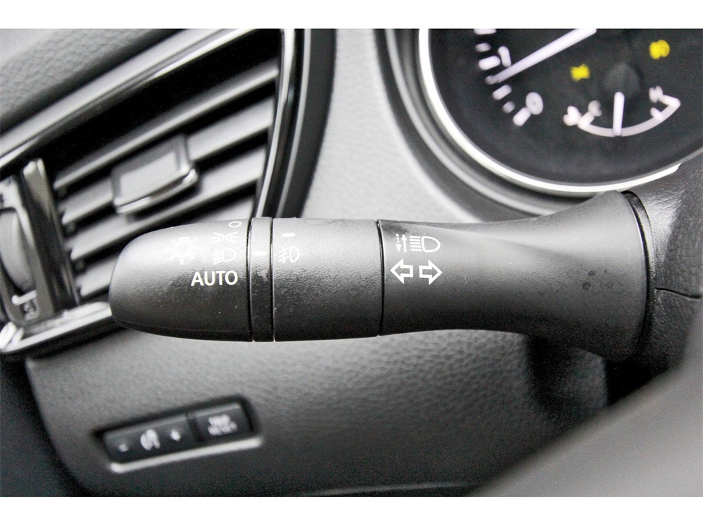 2022 Nissan Rogue Sport SV White at Central Houston Nissan