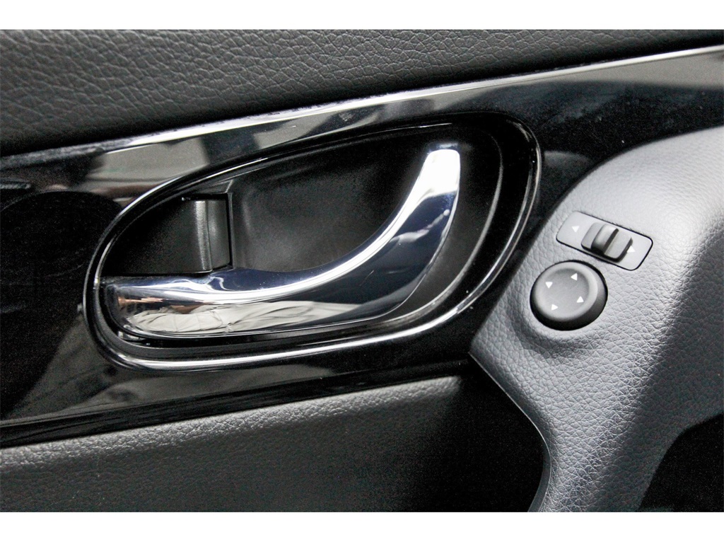 2022 Nissan Rogue Sport SV White at Central Houston Nissan