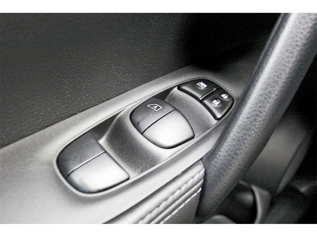 2022 Nissan Rogue Sport SV White at Central Houston Nissan