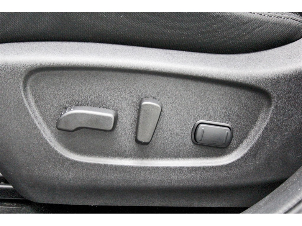 2022 Nissan Rogue Sport SV White at Central Houston Nissan