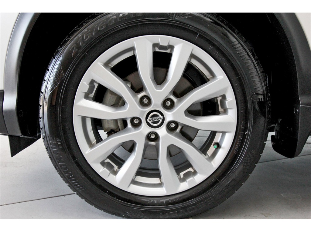 2022 Nissan Rogue Sport SV White at Central Houston Nissan