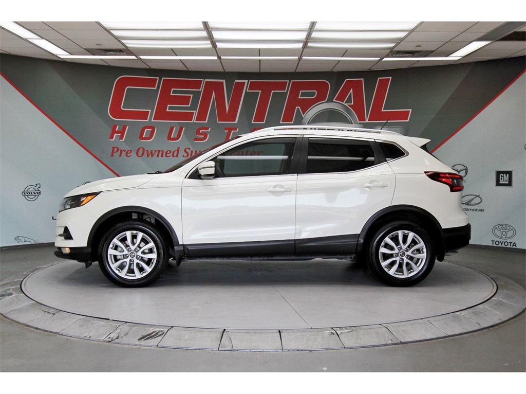 2022 Nissan Rogue Sport SV White at Central Houston Nissan