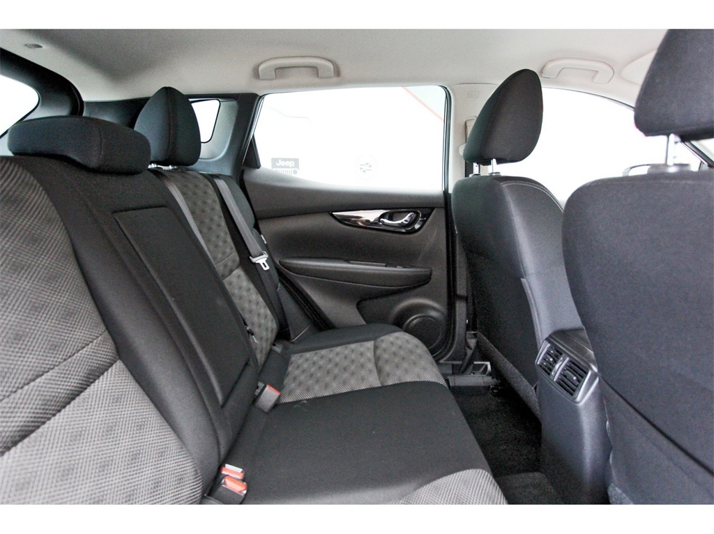 2022 Nissan Rogue Sport SV White at Central Houston Nissan