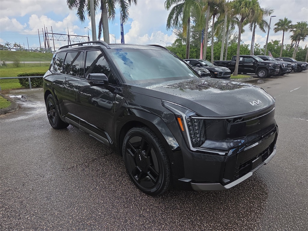 Used 2024 Kia Ev9 GT-Line with VIN KNDAEFS57R6020872 for sale in Tamarac, FL