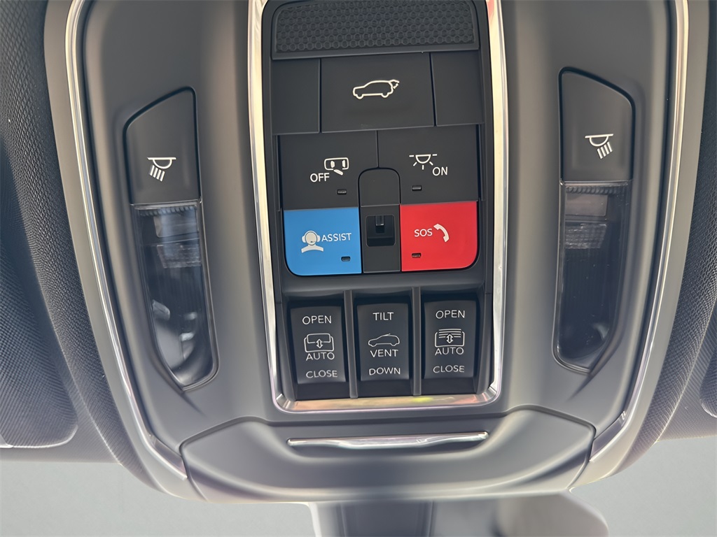 2025 Jeep Grand Cherokee