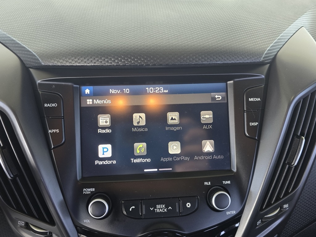 Thumbnail: 2017 Hyundai Veloster - 26