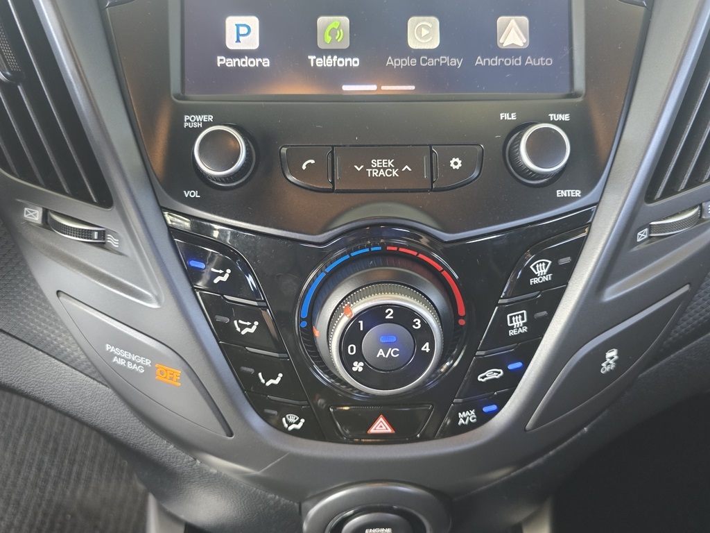 Thumbnail: 2017 Hyundai Veloster - 27