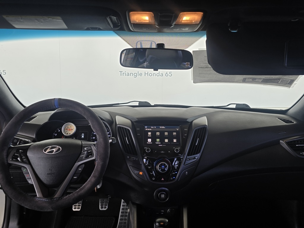 Thumbnail: 2017 Hyundai Veloster - 6