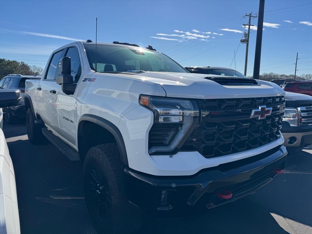 2024 Chevrolet Silverado 2500HD ZR2 Crew Cab 4WD