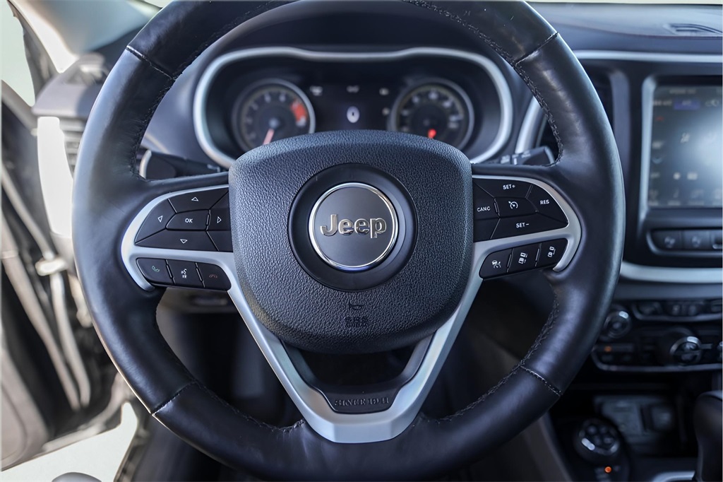 Used Car 2018 Jeep Cherokee  Trailhawk For Sale Under $20,000 In Austin, Texas