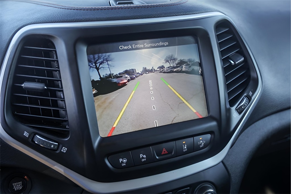 Used Car 2018 Jeep Cherokee  Trailhawk For Sale Under $20,000 In Austin, Texas