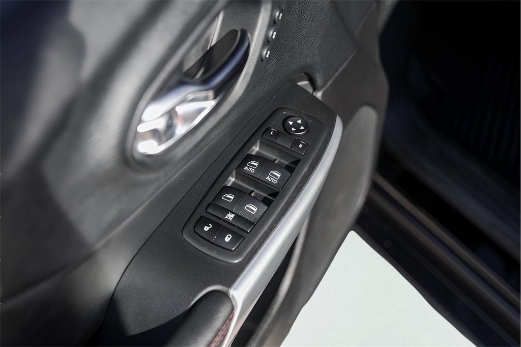 Used Car 2018 Jeep Cherokee  Trailhawk For Sale Under $20,000 In Austin, Texas