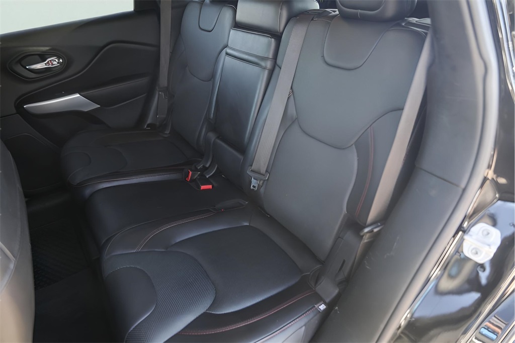 Used Car 2018 Jeep Cherokee  Trailhawk For Sale Under $20,000 In Austin, Texas