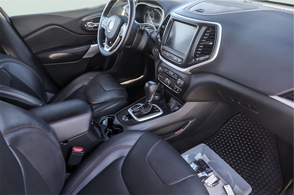 Used Car 2018 Jeep Cherokee  Trailhawk For Sale Under $20,000 In Austin, Texas