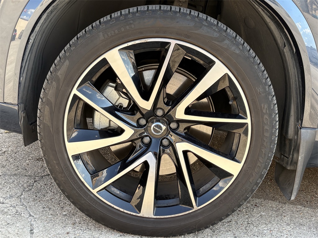 2022 Volvo XC90 Recharge Plug-In Hybrid T8 Inscription Expression 6 Passenger - 8