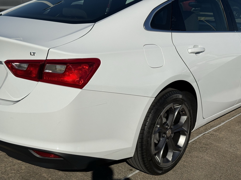 2023 Chevrolet Malibu LT - 10