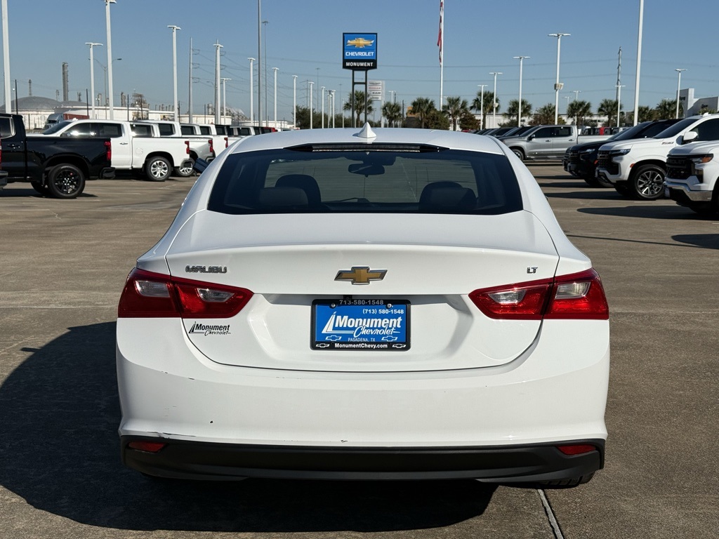 2023 Chevrolet Malibu LT - 11