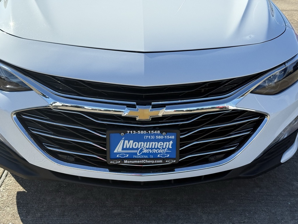 2023 Chevrolet Malibu LT - 3