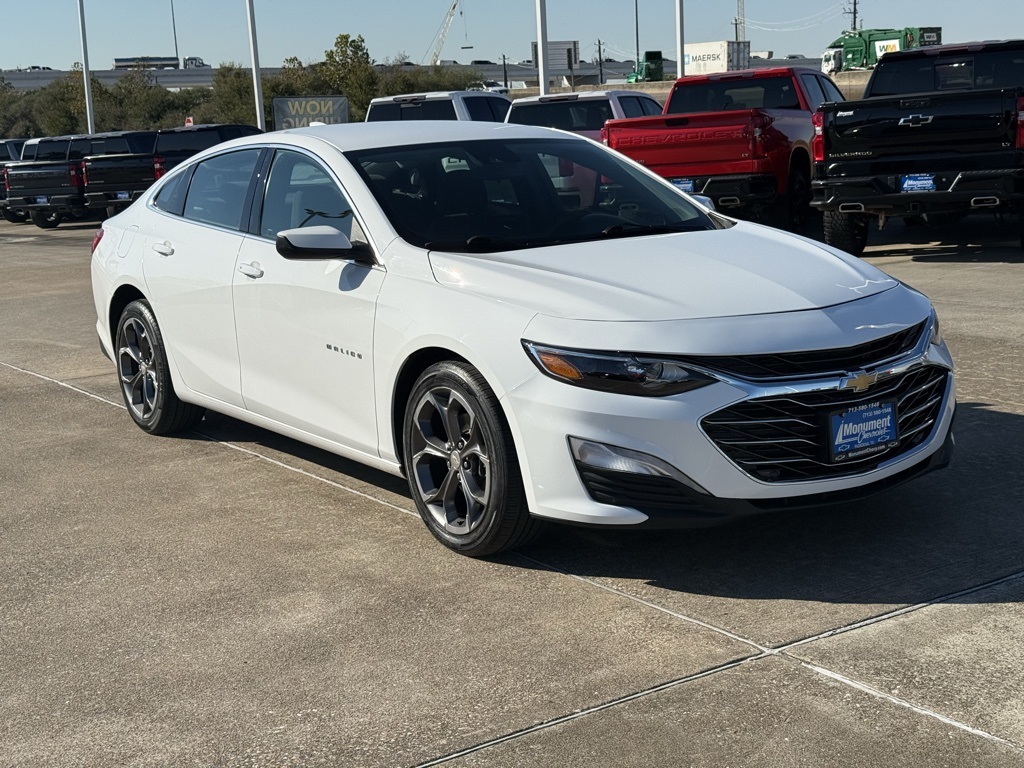 2023 Chevrolet Malibu LT - 4