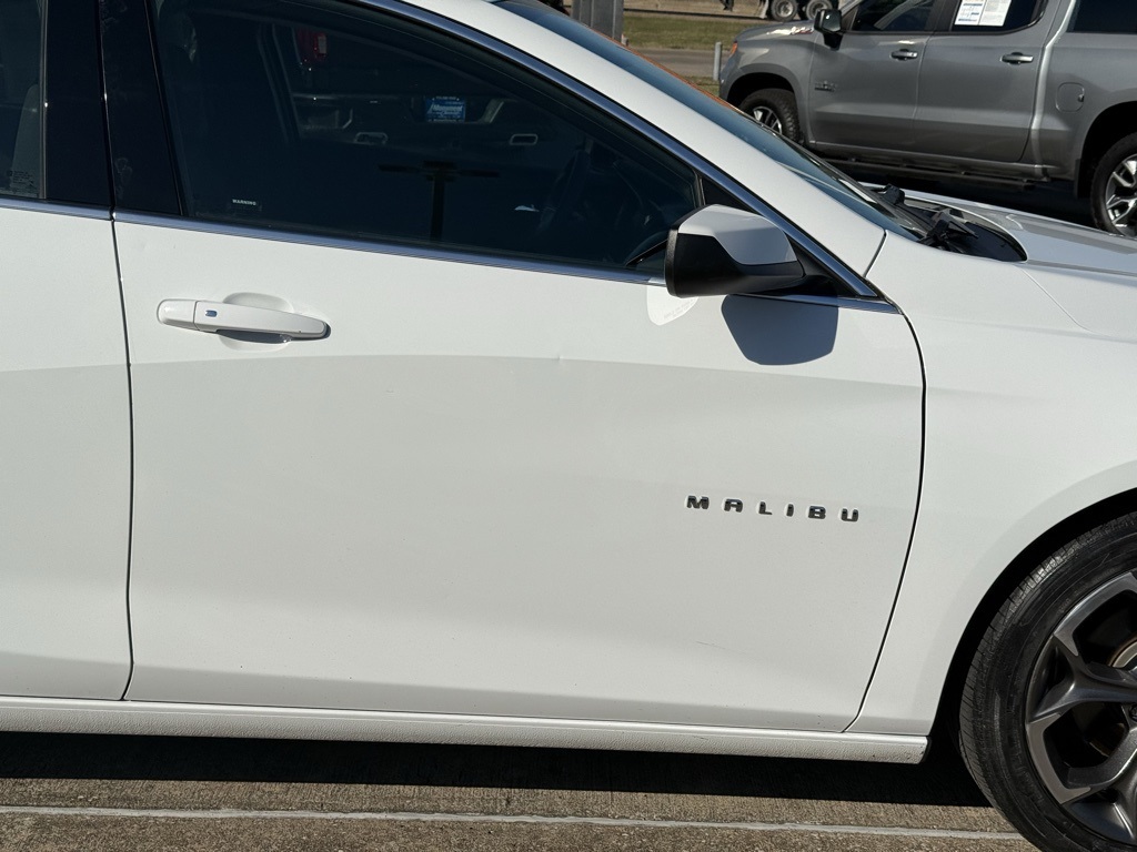 2023 Chevrolet Malibu LT - 7