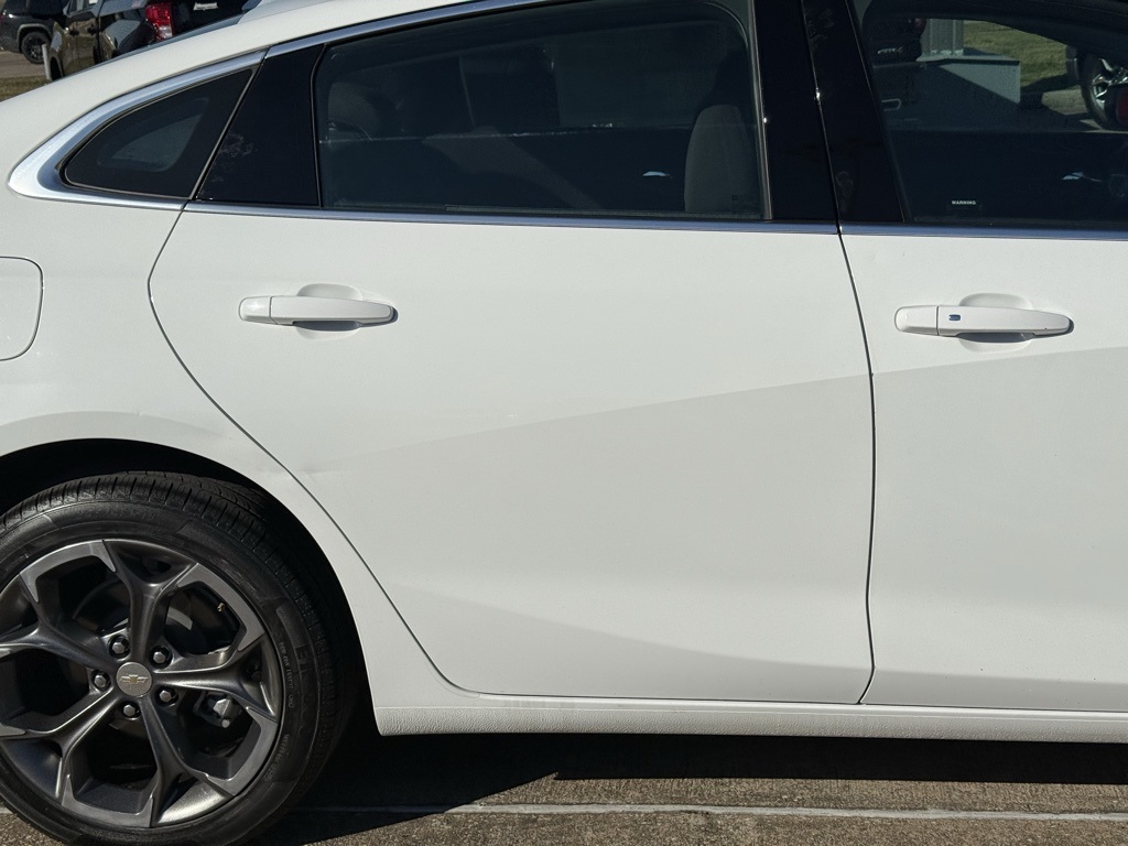 2023 Chevrolet Malibu LT - 8