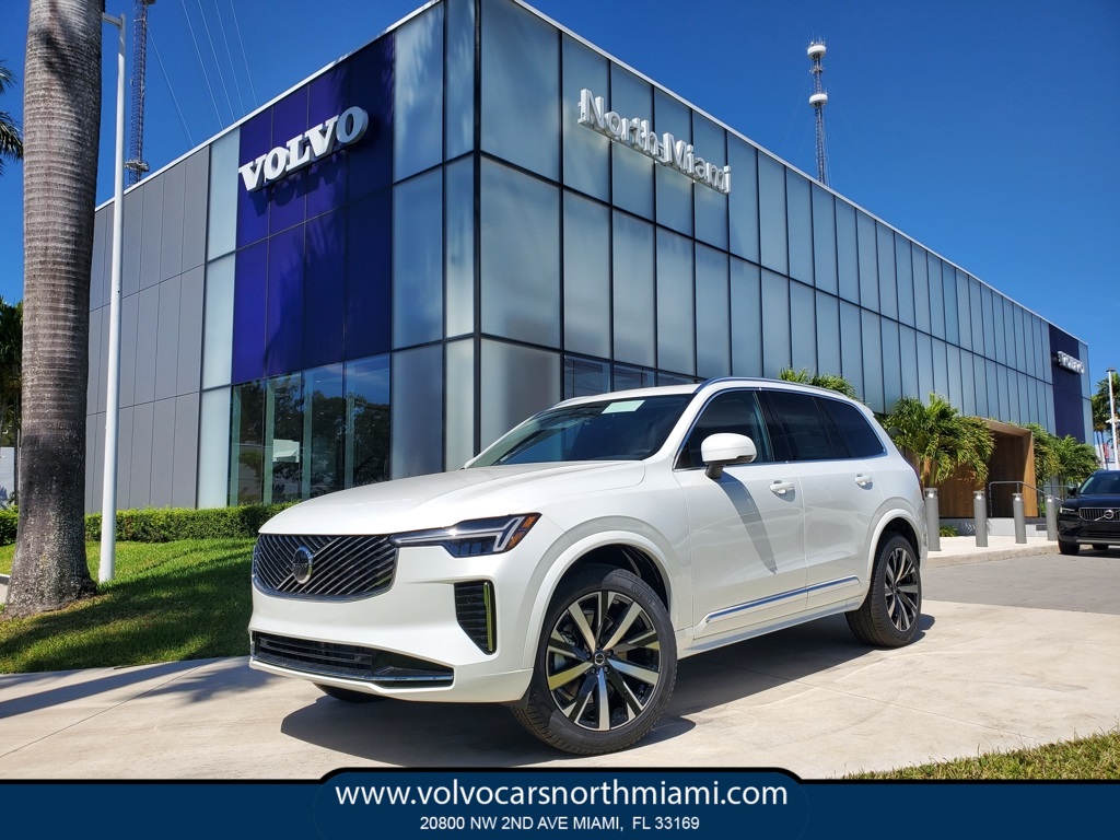 2026 Volvo XC90 B5 Core