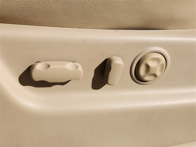 Used Car 2013 Chevrolet Avalanche 1500  Ltz For Sale Under $25,000 In Plainview, Texas