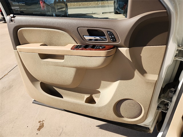 Used Car 2013 Chevrolet Avalanche 1500  Ltz For Sale Under $25,000 In Plainview, Texas