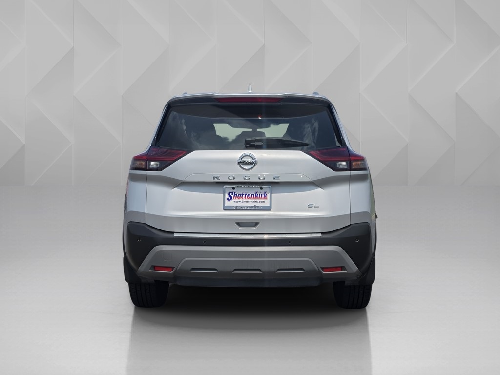 2021 Nissan Rogue SL - 5