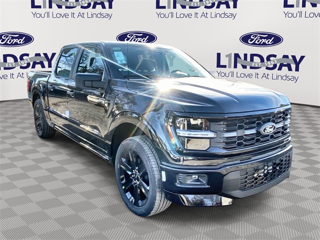 2025 Ford F-150 STX 4dr SuperCrew 4WD