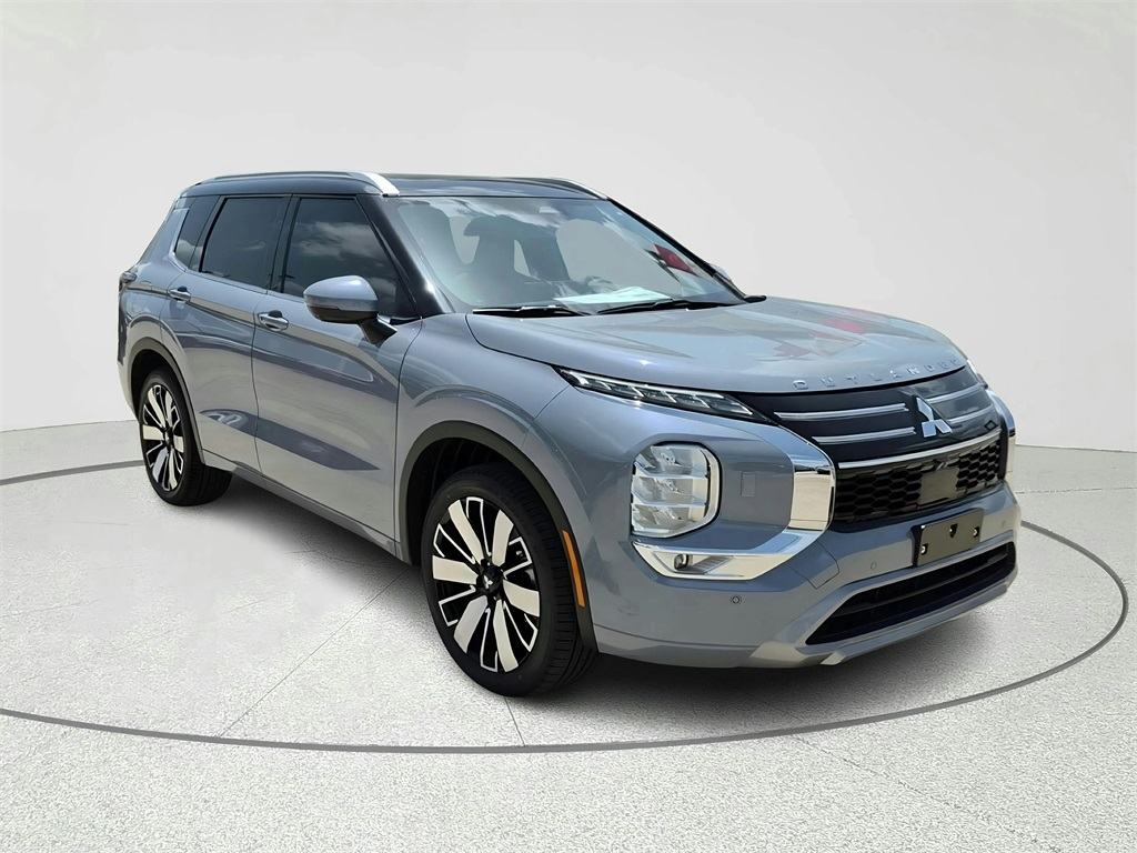 2025 Mitsubishi Outlander SEL Gray at DeMontrond Gulf Freeway