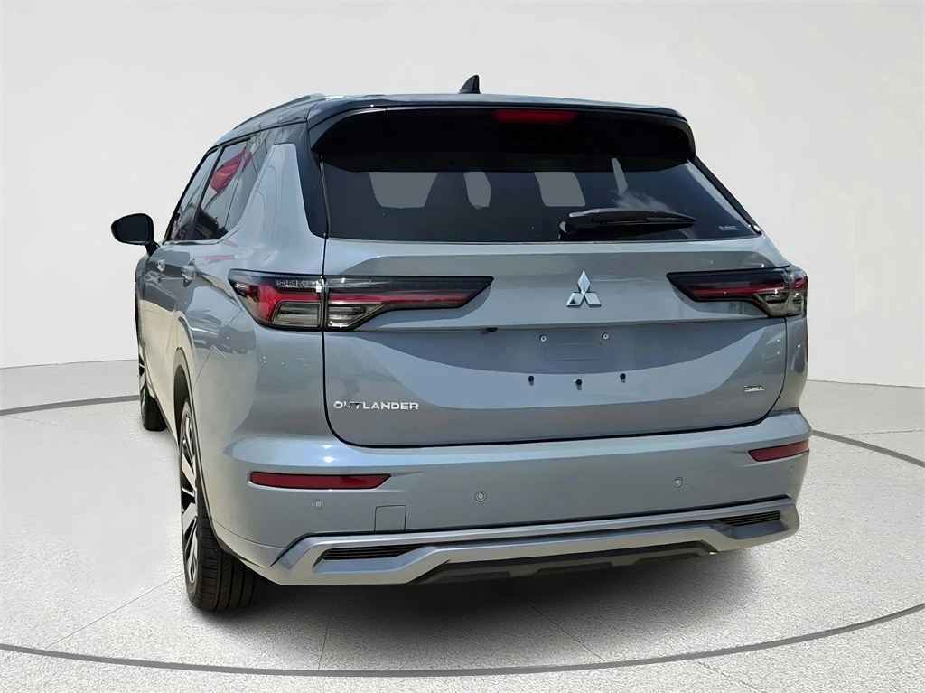 2025 Mitsubishi Outlander SEL Gray at DeMontrond Gulf Freeway