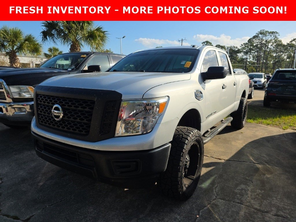 2019 Nissan Titan XD S Crew Cab 4WD