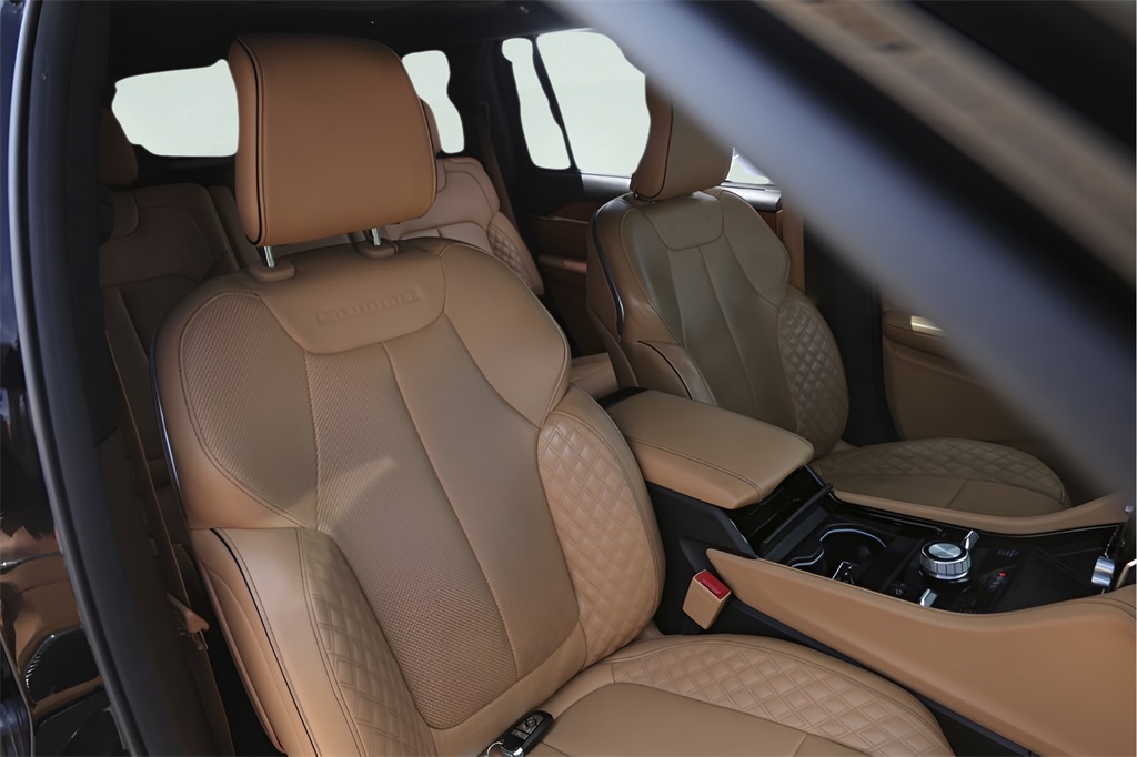 Used Car 2023 Jeep Grand Cherokee L  Summit For Sale Under $50,000 In Austin, Texas