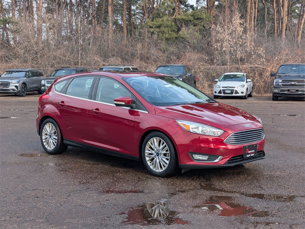 2017 Ford Focus Titanium Hatchback