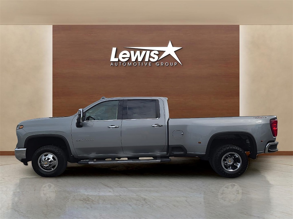 Used 2024 Chevrolet Silverado 3500HD For Sale in Farmington, AR