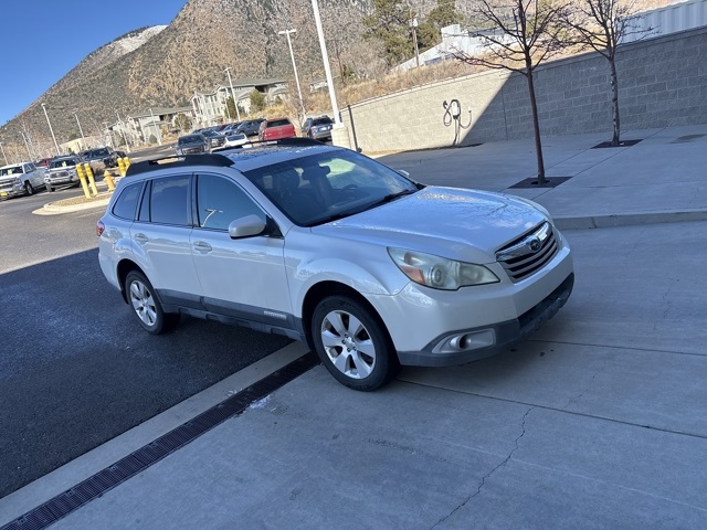 2011 Subaru Outback 2.5i Premium