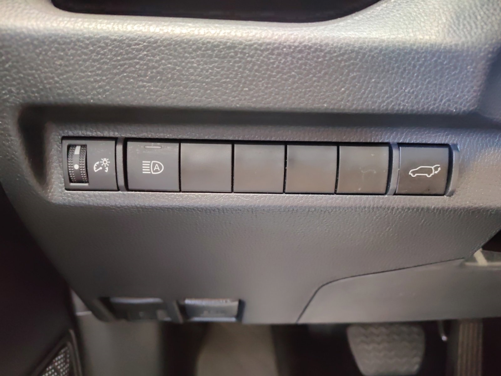 Used Car 2023 Toyota Rav4  Xle For Sale Under $30,000 In San Antonio, Texas