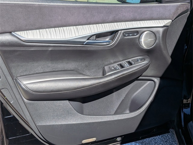 2019 INFINITI QX50 ESSENTIAL - 9