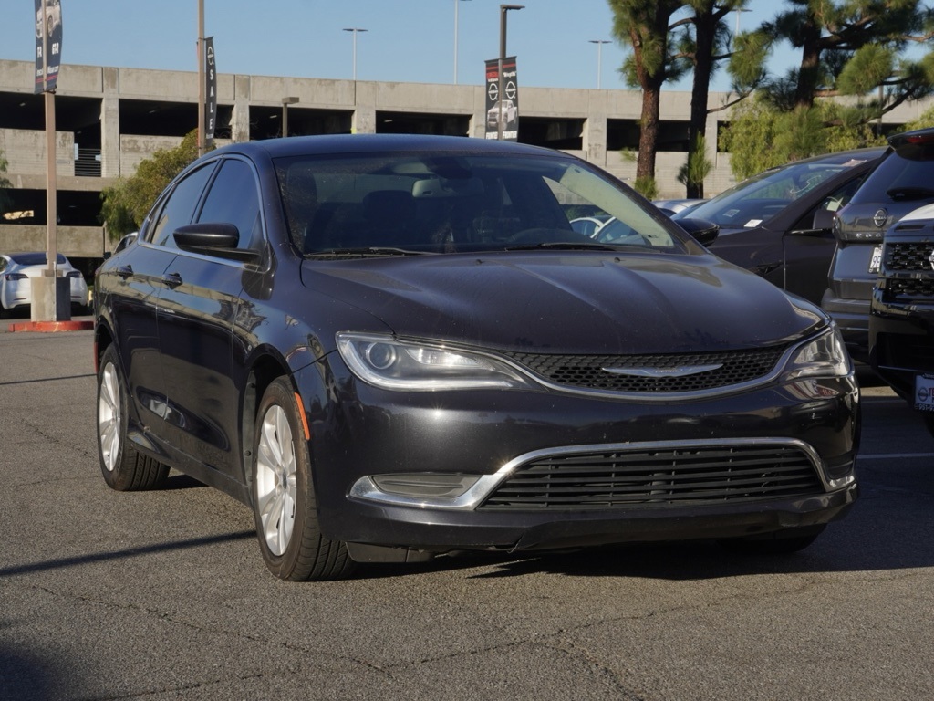 2017 Chrysler 200 Limited Platinum