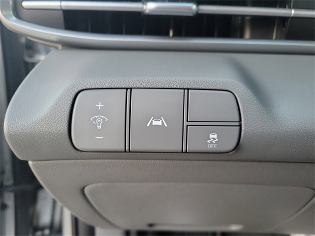 2021 Hyundai Elantra SEL Silver at Bayway Cadillac Southwest