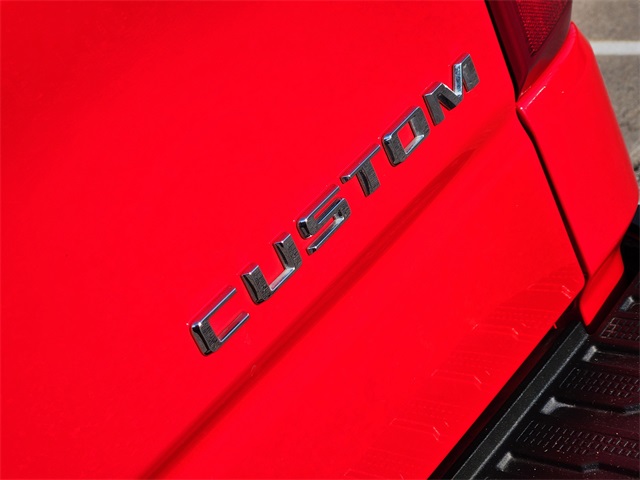 2024 Chevrolet Silverado 1500 Custom - 11