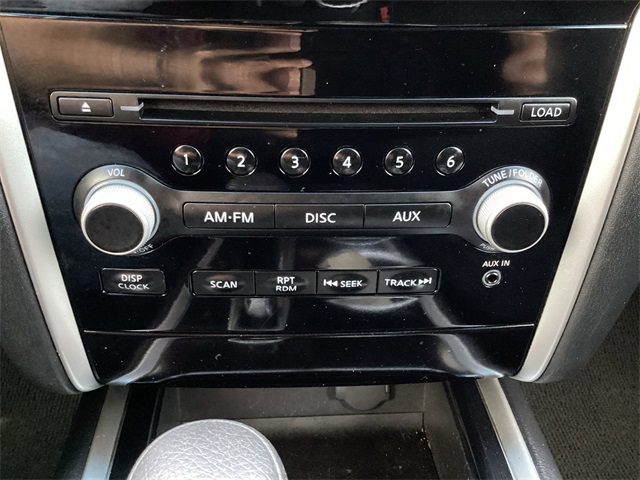 Used Car 2014 Nissan Pathfinder  S For Sale Under $10,000 In San Antonio, Texas