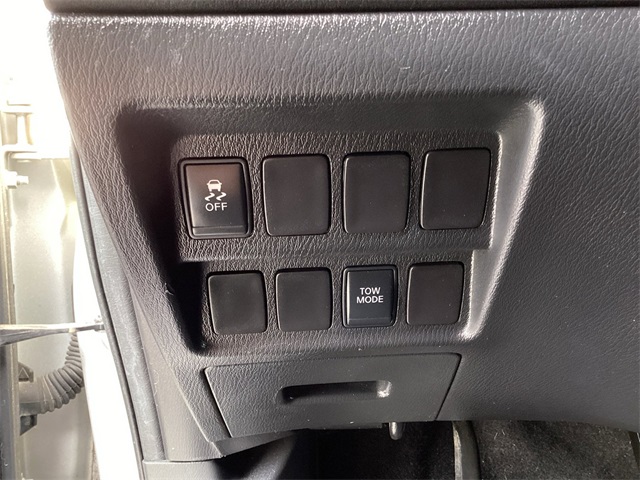 Used Car 2014 Nissan Pathfinder  S For Sale Under $10,000 In San Antonio, Texas