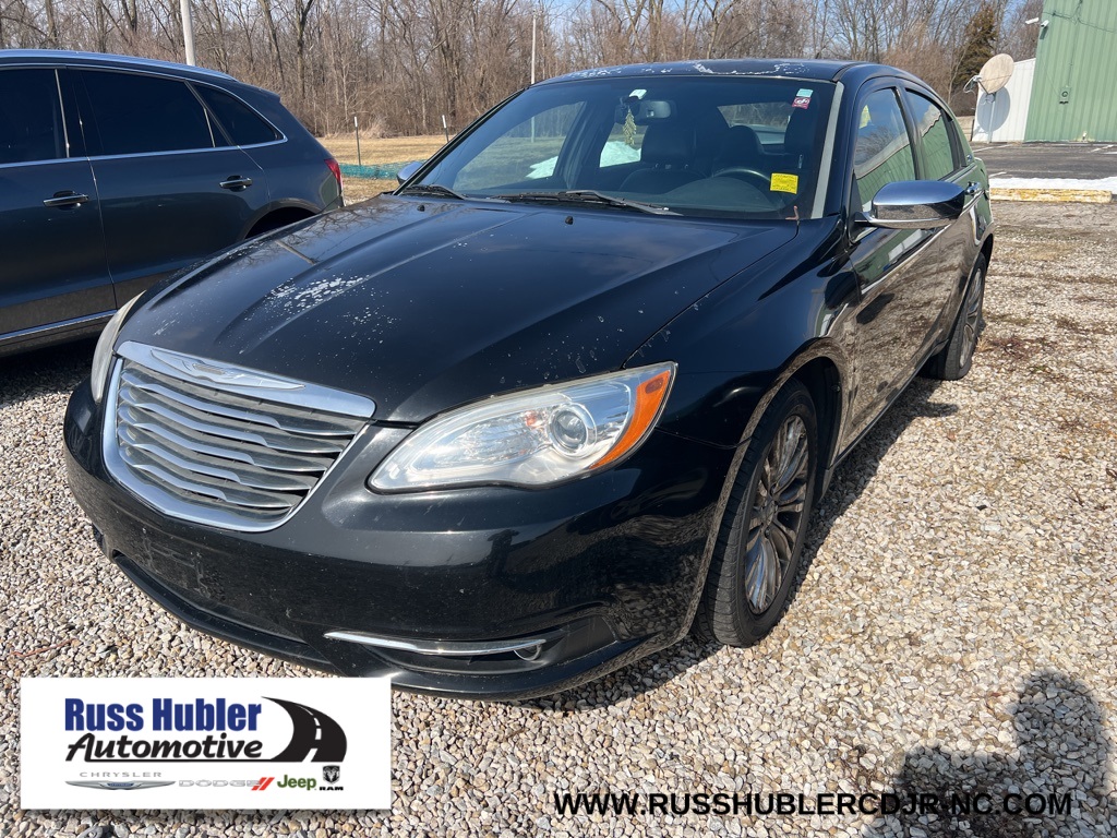 2012 Chrysler 200 Limited Sedan FWD