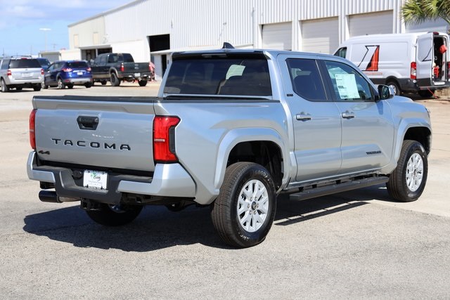 2025 Toyota Tacoma SR5 - 7