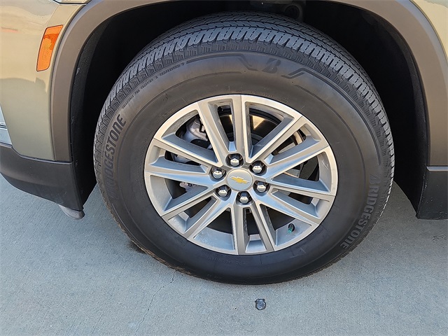 Used Car 2023 Chevrolet Traverse  Lt For Sale Under $30,000 In Plainview, Texas