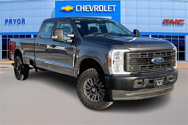 2024 Ford F-350 Super Duty XL Crew Cab 4WD