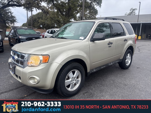 Used Car 2012 Ford Escape  Xlt For Sale Under $10,000 In San Antonio, Texas